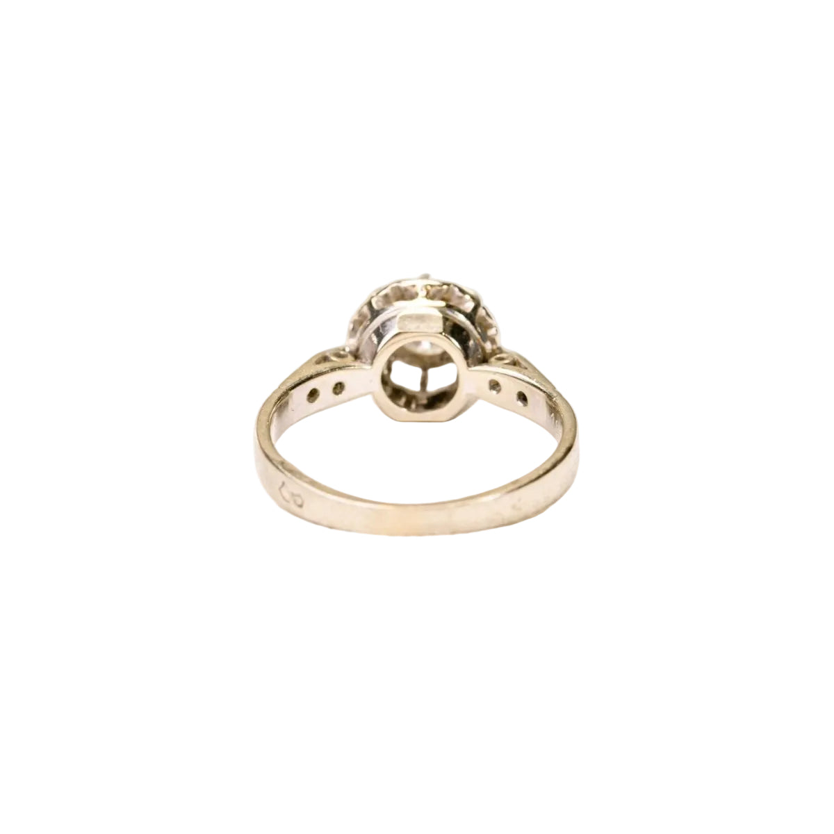 Bague ancienne, solitaire diamant en serti illusion, en or blanc et platine - Castafiore