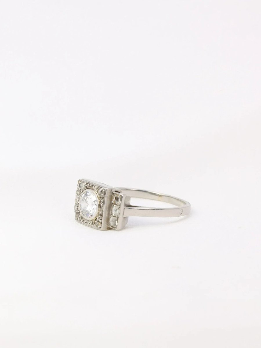 Bague Art - déco à gradins en or et diamants - Castafiore