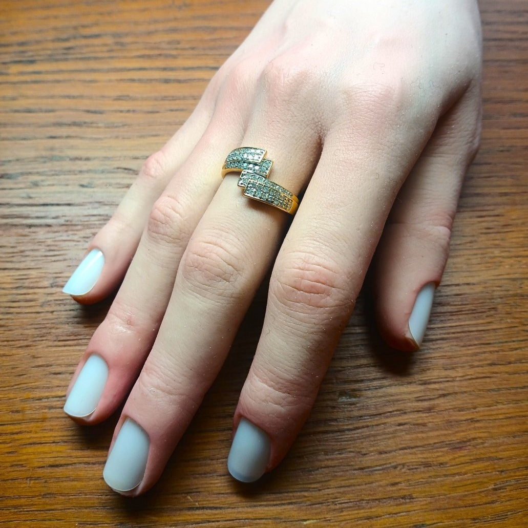 Bague Art déco croisée en or jaune et diamants - Castafiore