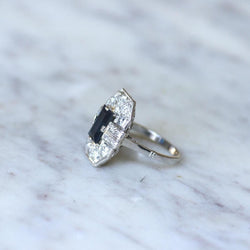 Bague Art Déco Diamants et Saphir Rectangulaire - Castafiore