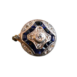 Bague Art Déco Diamants Et Saphirs Calibrés. - Castafiore