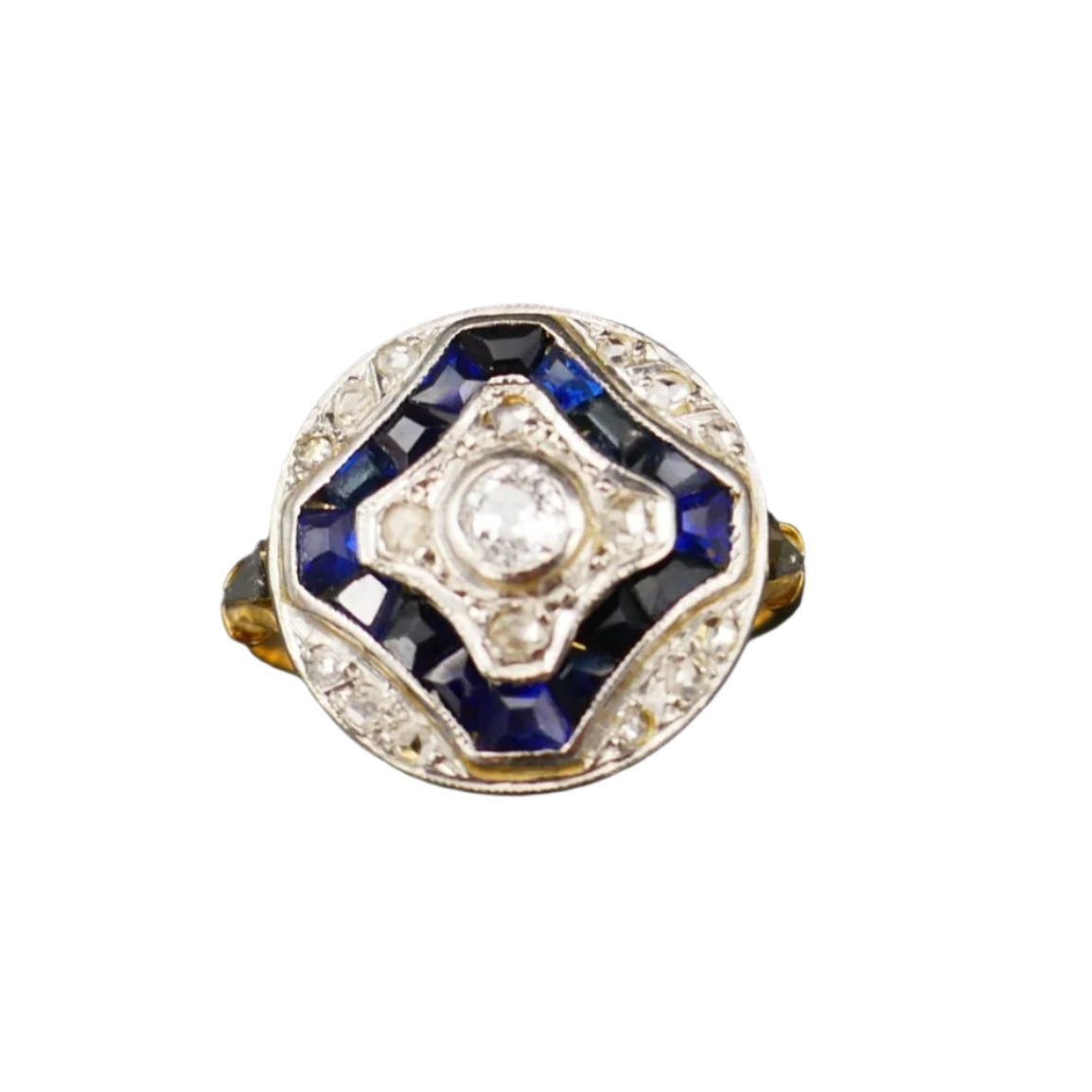 Bague Art Déco Diamants Et Saphirs Calibrés. - Castafiore