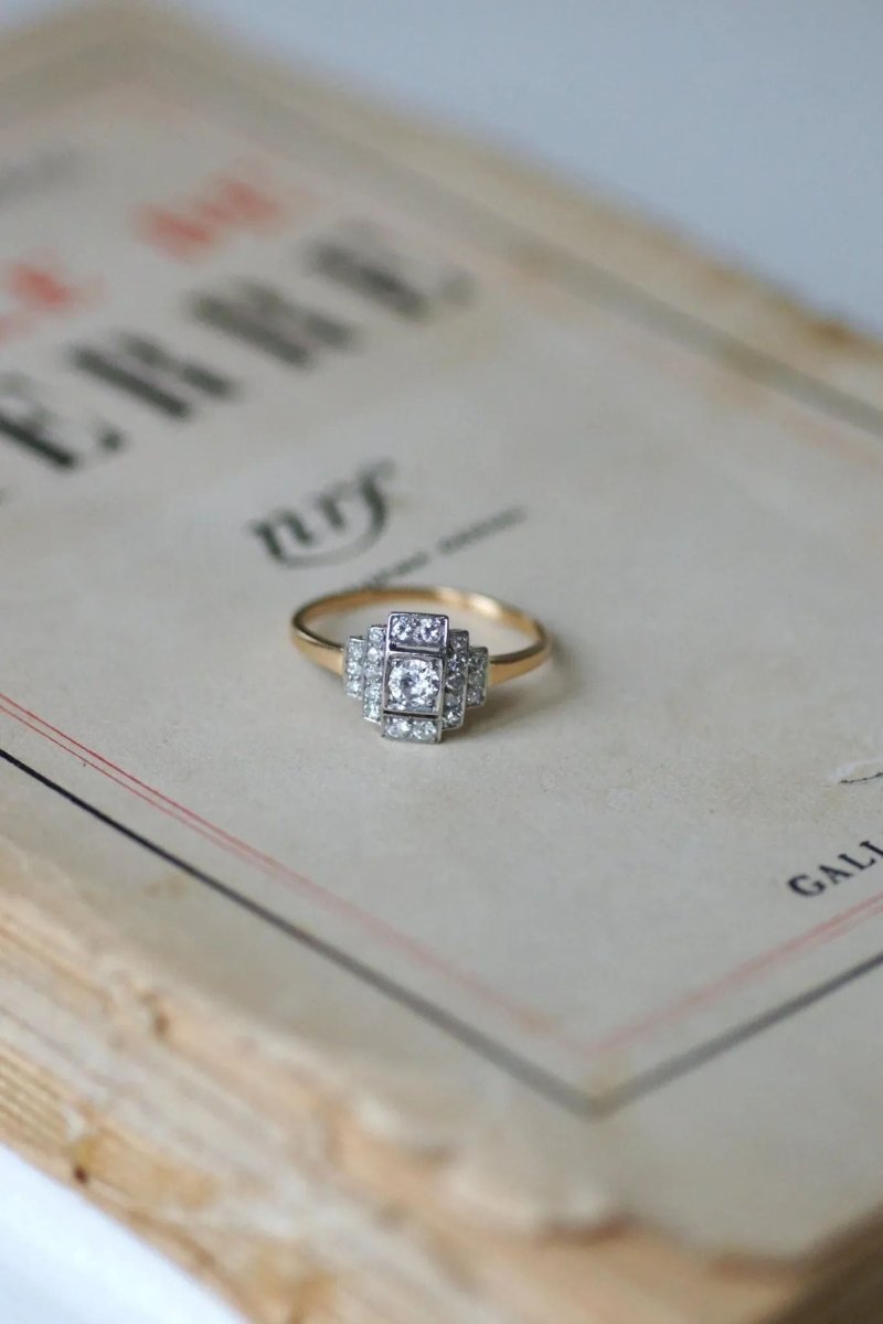 Bague Art déco Diamants Or Jaune et Platine - Castafiore