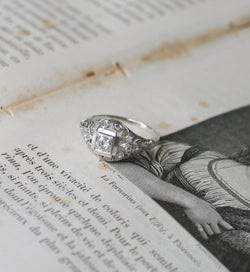 Calvaya Robe longue femme à une épaule, drapée sur le côté, avec ourlet Calvaya Robe longue femme à une épaule, drapée sur le côté, avec ourlet