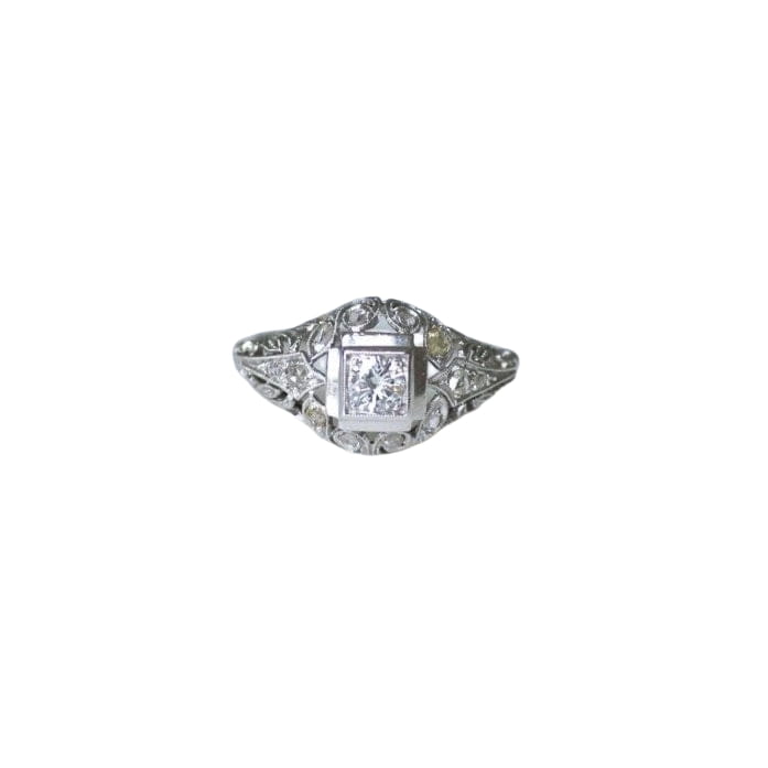 Bague Art Deco Dôme Ajouré Diamants