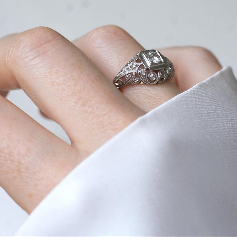 Bague Art Deco Dôme Ajouré Diamants
