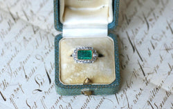 Bague Art déco Emeraude Colombienne 1.70 Cts et diamants - Castafiore