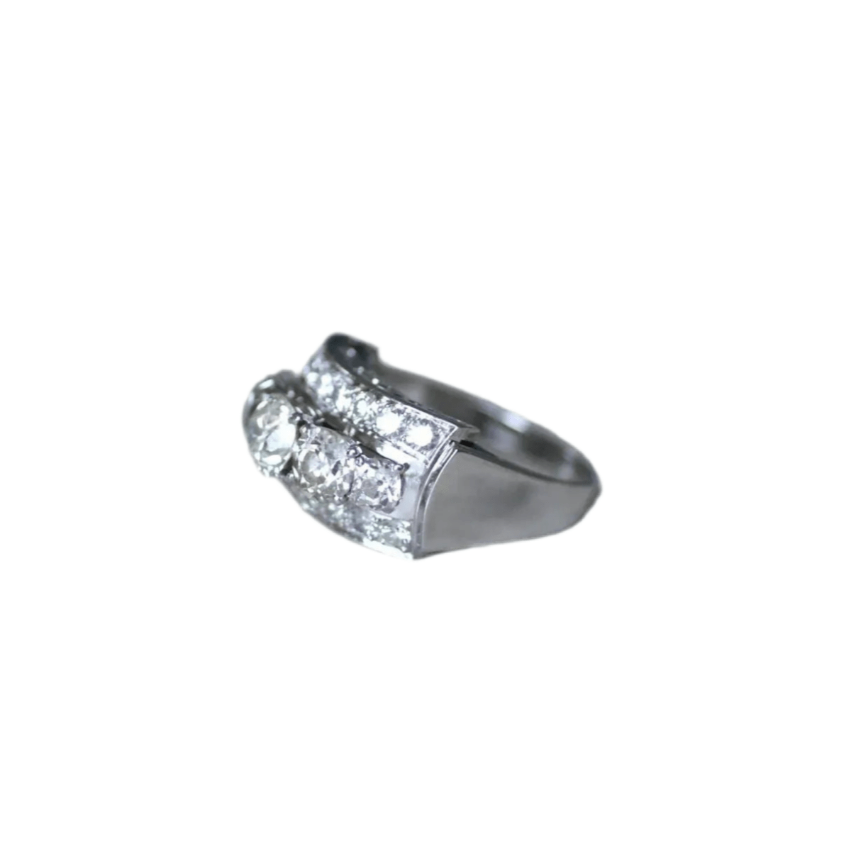Bague Art Déco en or blanc, platine et diamants - Castafiore