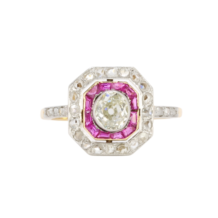 Bague Art - Déco en or, diamants et rubis calibrés - Castafiore