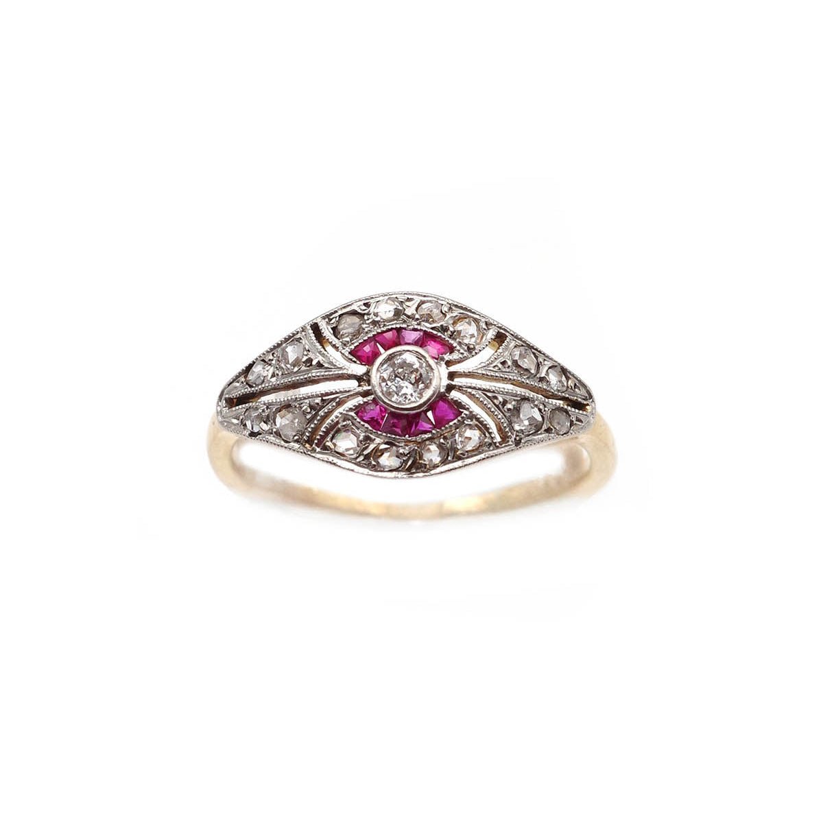 Bague Art Deco en or et platine avec rubis et diamants - Castafiore