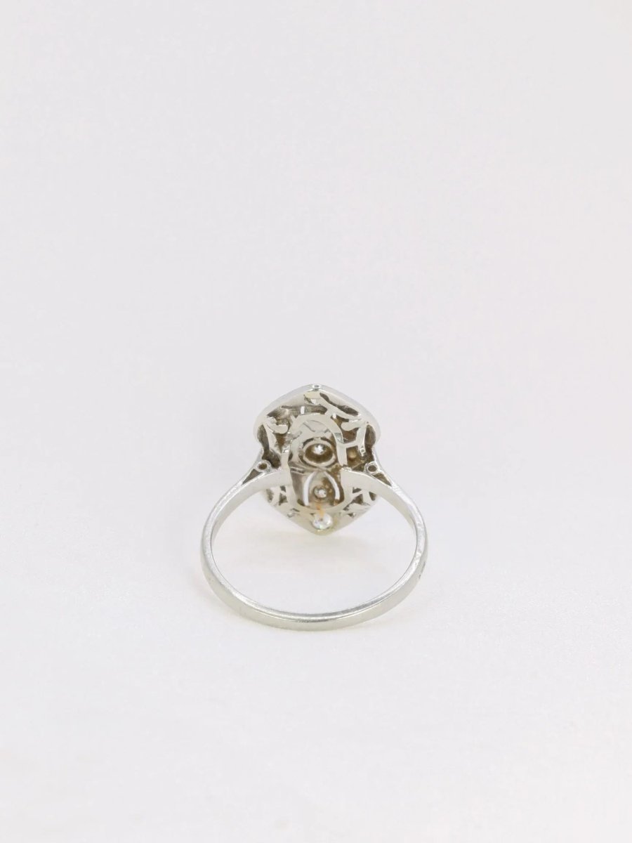 Bague Art - Déco en or, platine et diamants - Castafiore