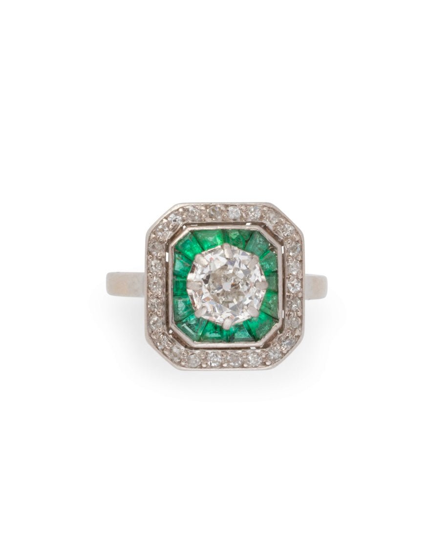 Bague Art déco en platine, émeraudes et diamants - Castafiore