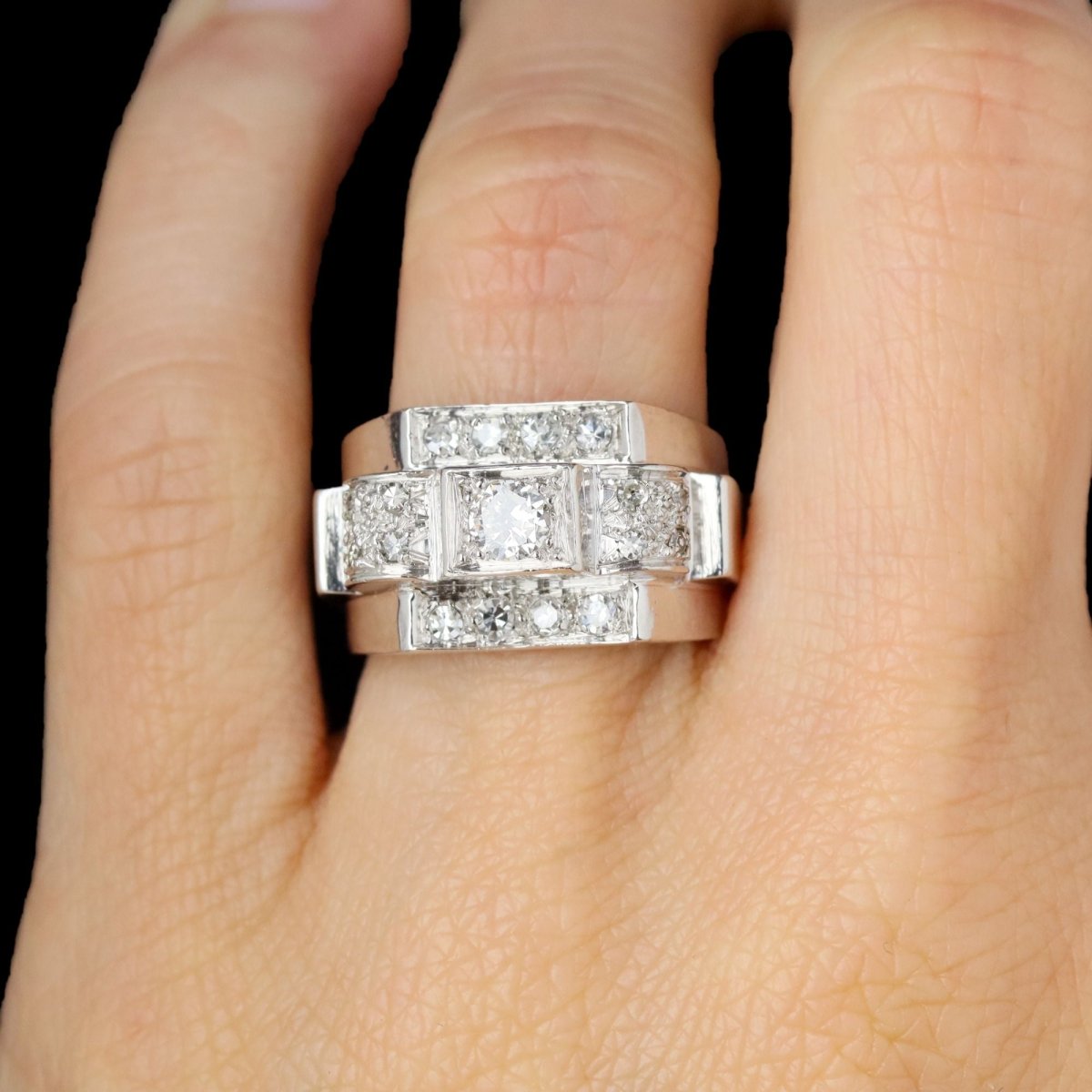 Bague art déco en platine et diamants - Castafiore