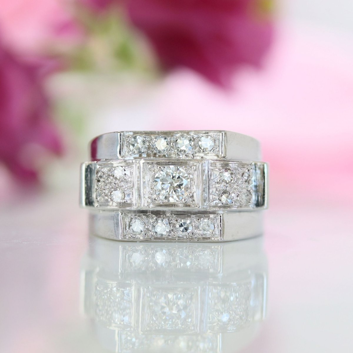 Bague art déco en platine et diamants - Castafiore