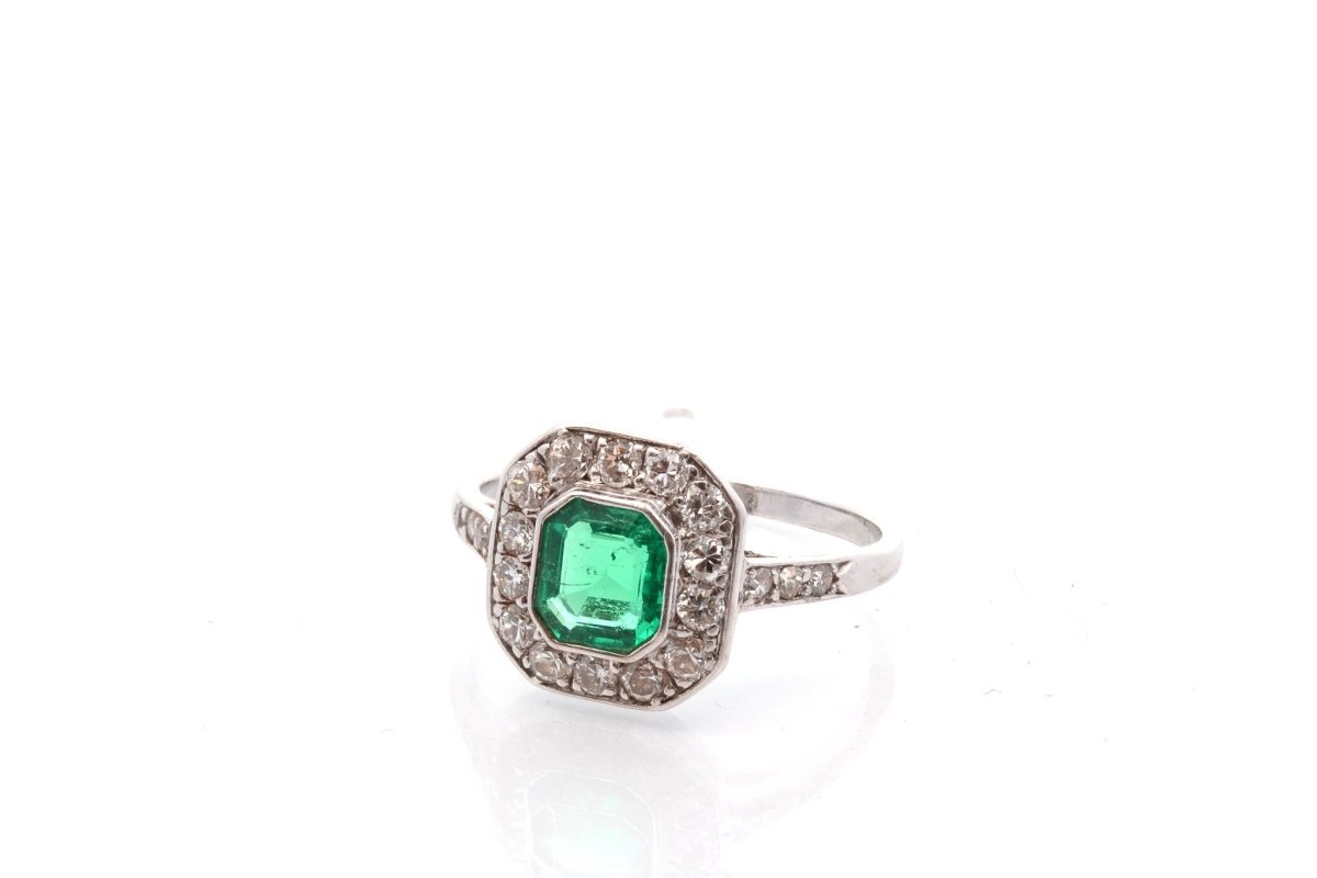 Bague art déco en platine et émeraude - Castafiore