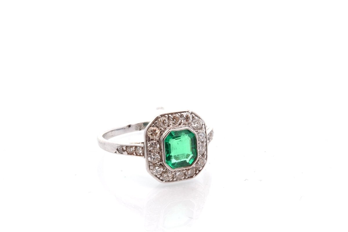 Bague art déco en platine et émeraude - Castafiore