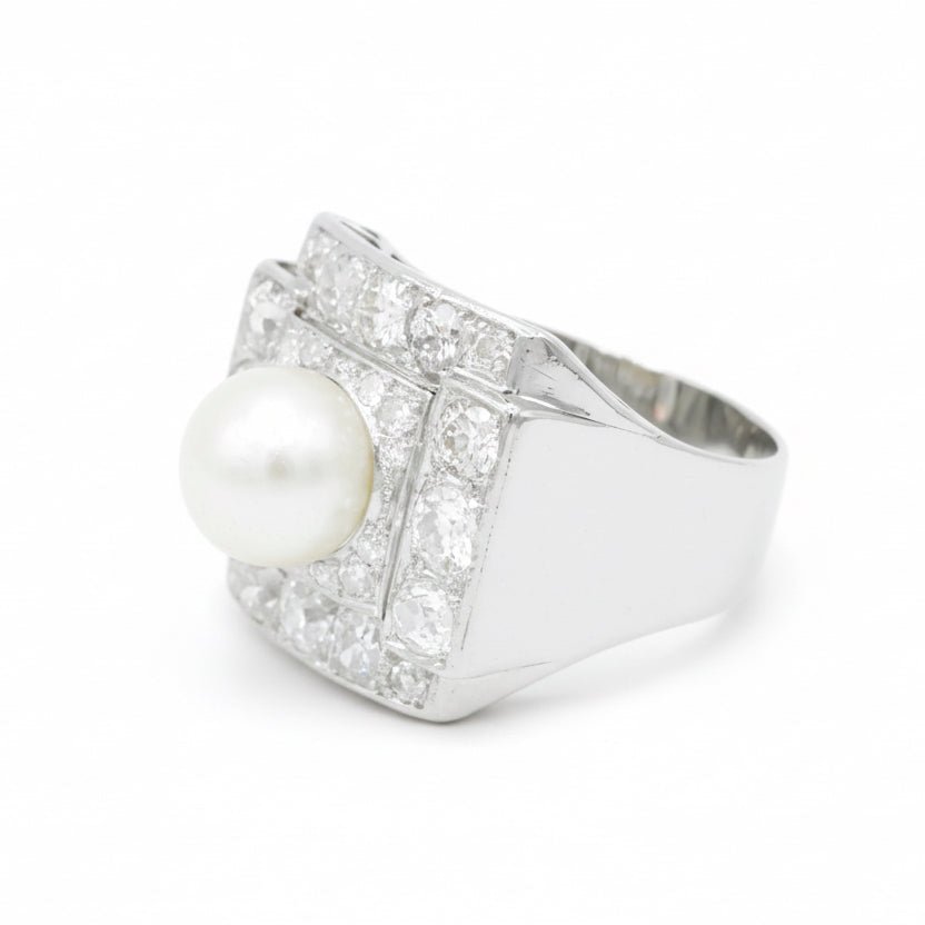 Bague Art Déco en platine, perle de Culture et diamants - Castafiore