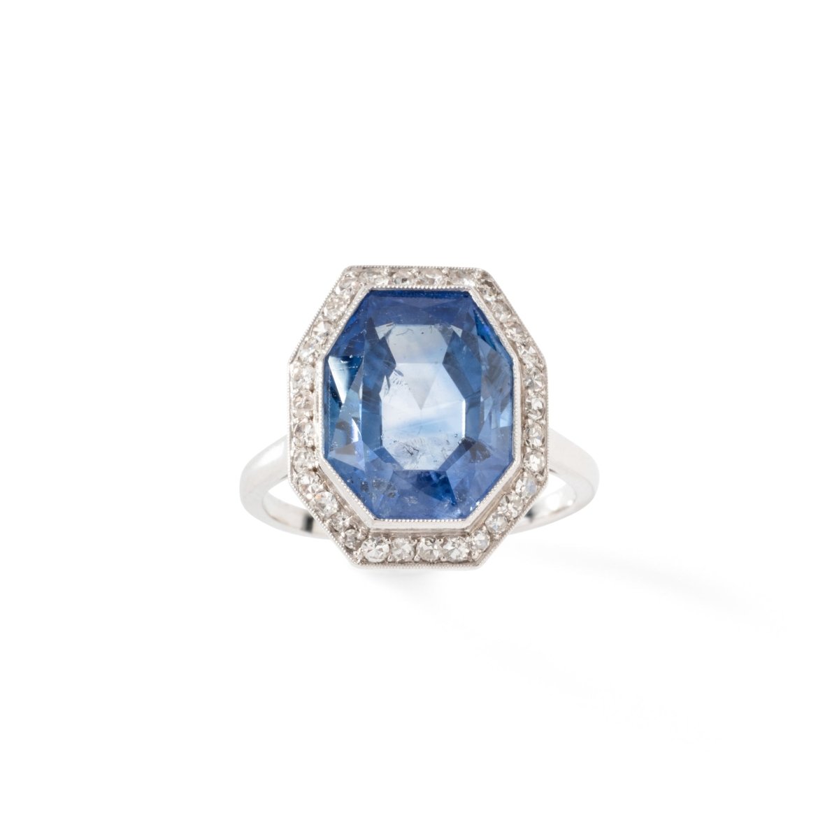 Bague Art déco en platine, saphir et diamants - Castafiore