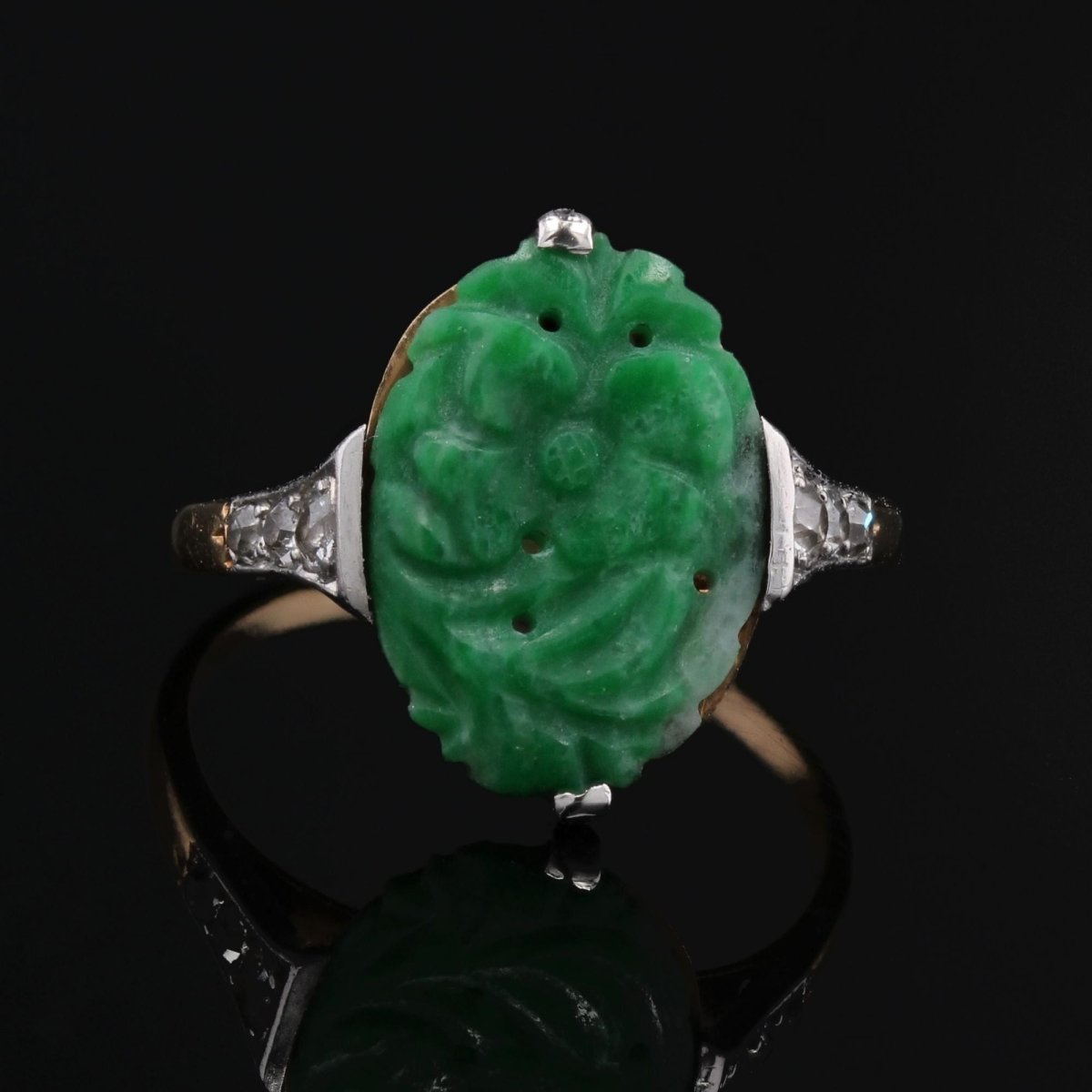 Bague Art déco jade et diamants en or jaune et platine - Castafiore