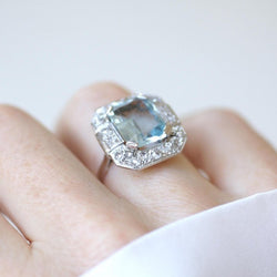 Bague Art Déco Octogonale Aigue - Marine 4,90 Cts et Diamants - Castafiore