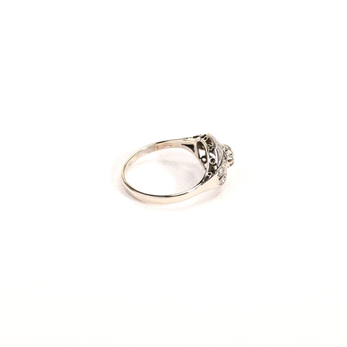 Bague Art Déco octogonale diamants en or et platine - Castafiore