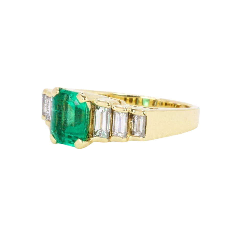 Bague Art Deco or jaune diamants emeraude colombienne Muzo 1,9 carat - Castafiore