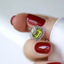 Bague Art Déco Péridot et Diamants - Castafiore