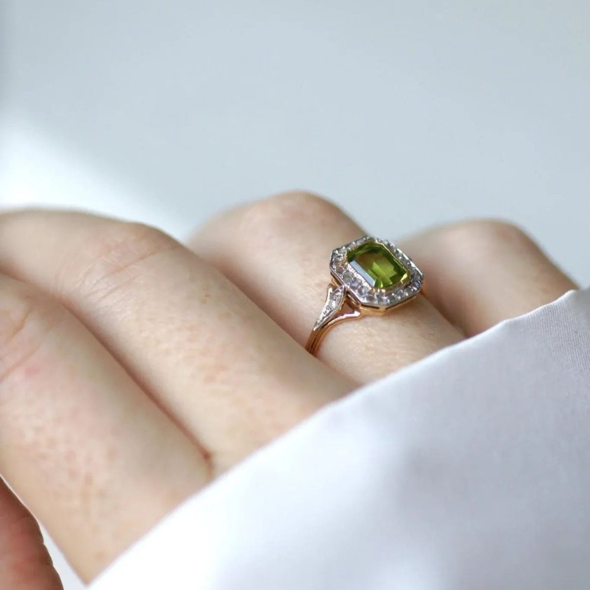 Bague Art Déco Péridot et Diamants - Castafiore