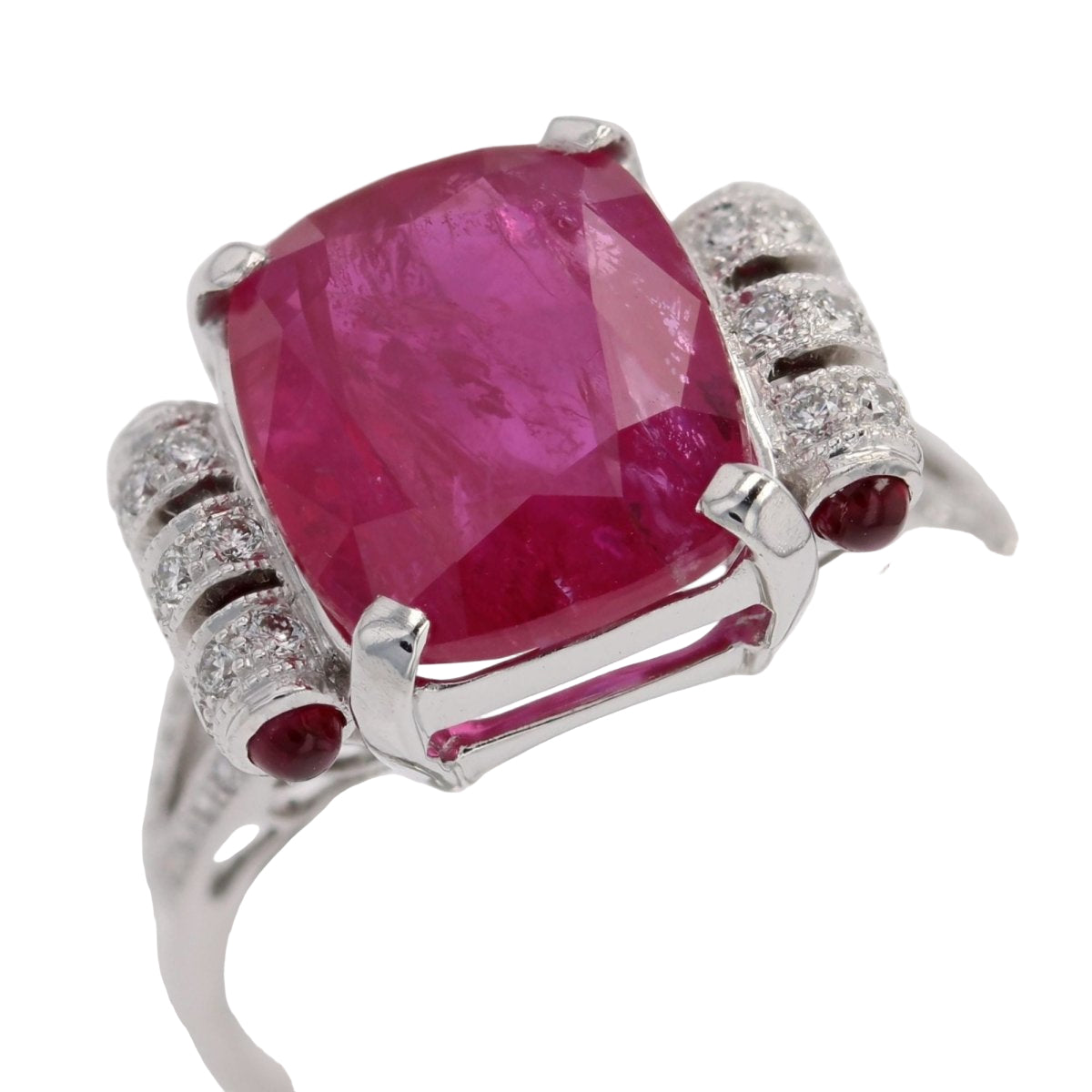 Bague Art Déco rubis et diamants en or blanc - Castafiore