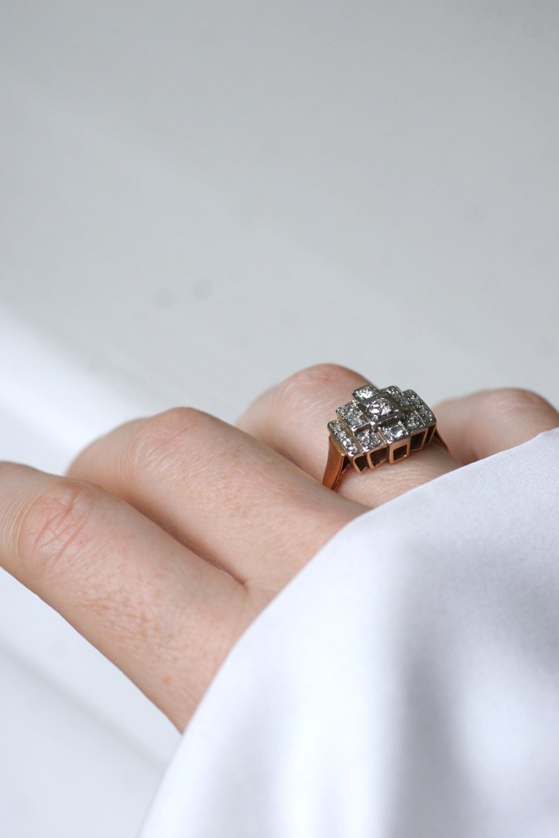 Bague Art Déco Tank Escalier Diamants - Castafiore