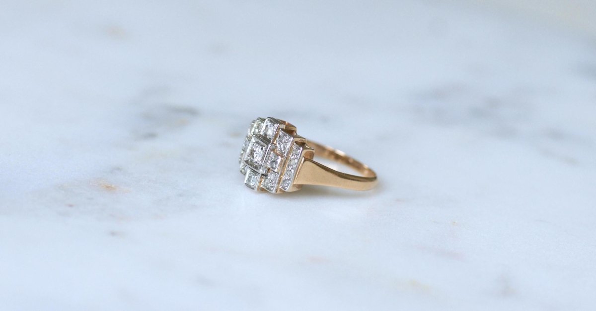 Bague Art Déco Tank Escalier Diamants - Castafiore