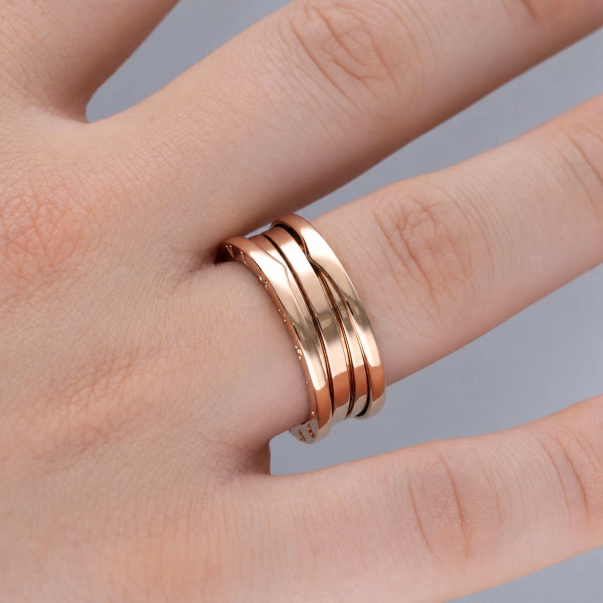Bague Bandeau BULGARI "B.Zéro1" en or rose - Castafiore