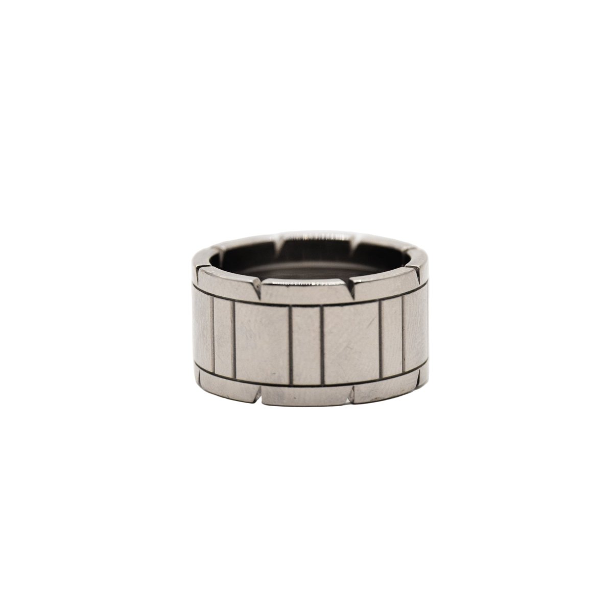 Bague Bandeau CARTIER "Tank" grand modèle en or blanc - Castafiore