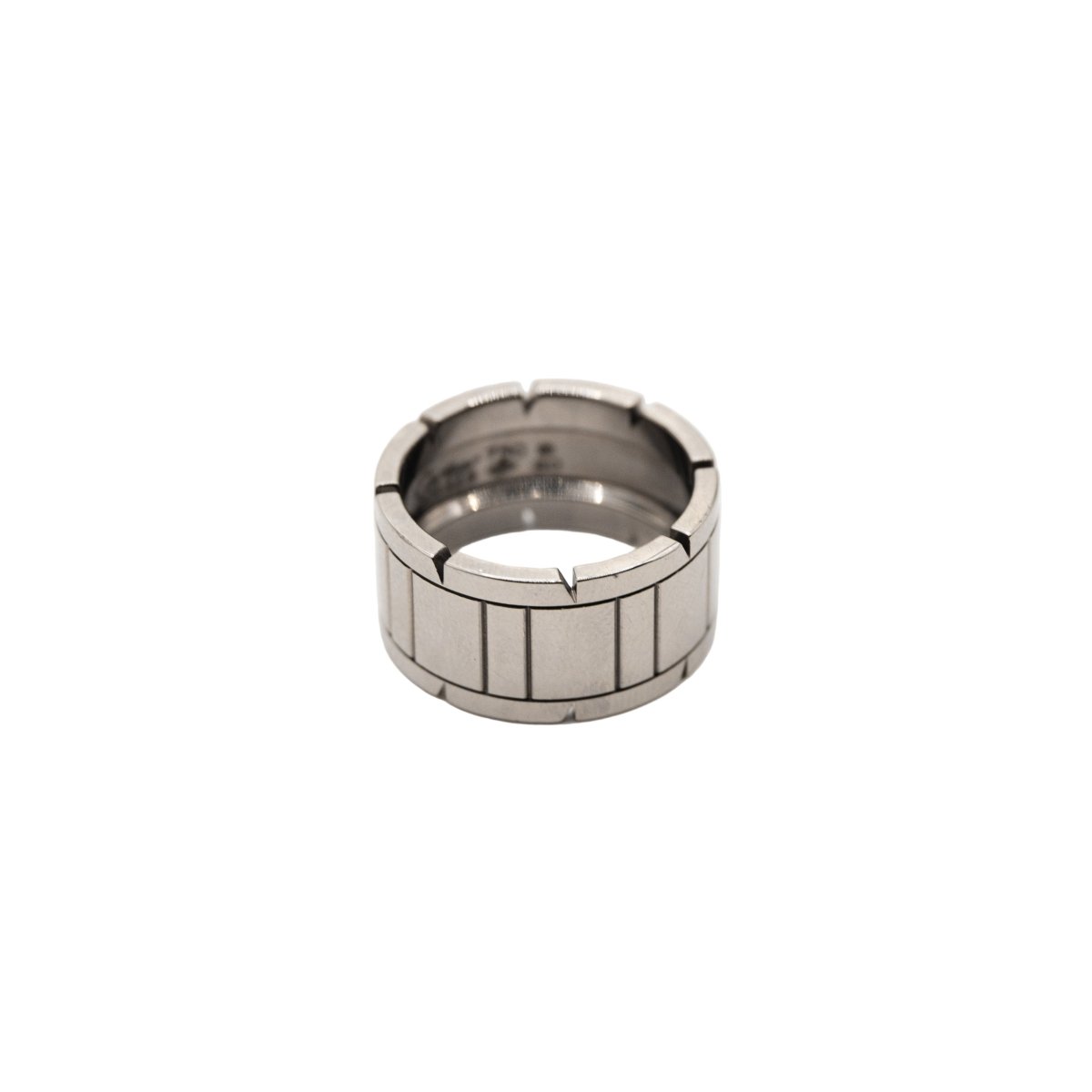 Bague Bandeau CARTIER "Tank" grand modèle en or blanc - Castafiore