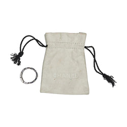 Bague Bandeau CHANEL "Matelassé" en or blanc - Castafiore