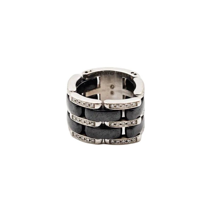 Bague Bandeau CHANEL "Ultra" en or blanc, céramique et diamants - Castafiore