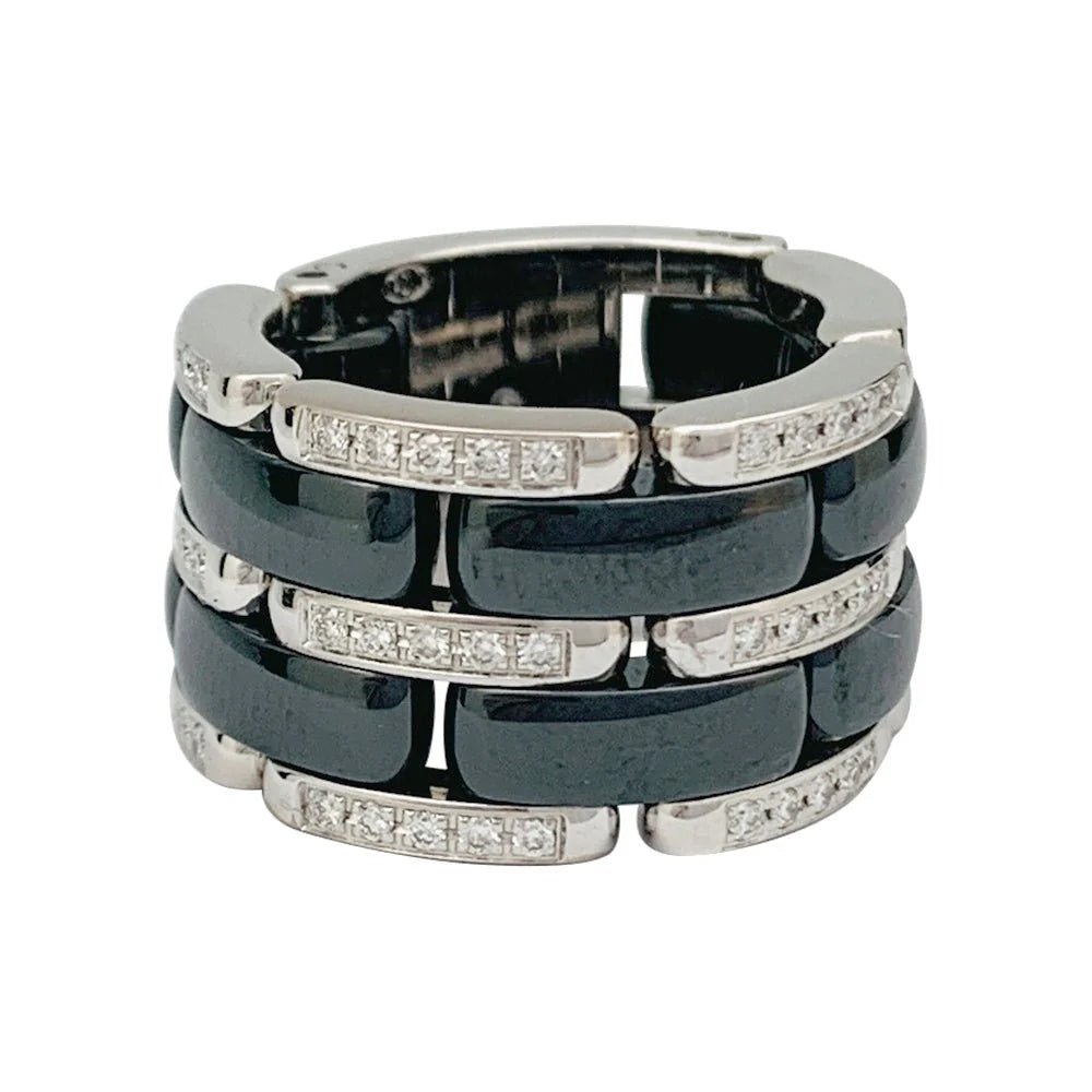 Bague Bandeau CHANEL "Ultra" en or blanc, céramique noire et diamants - Castafiore