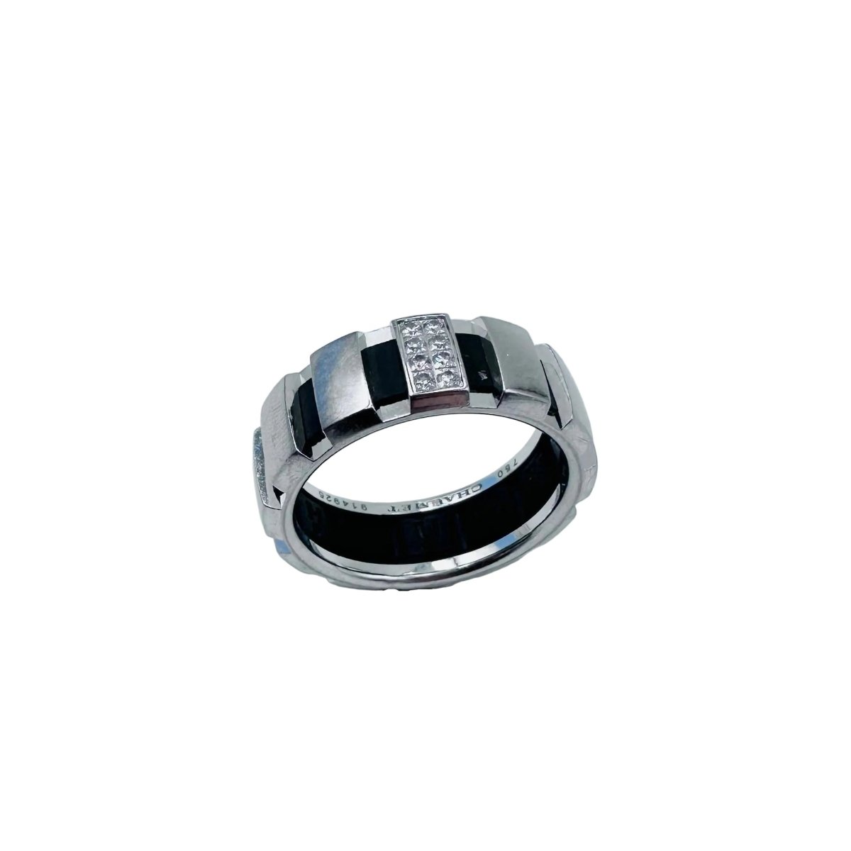 Bague Bandeau CHAUMET "Class One" en or blanc, diamants et caoutchouc - Castafiore