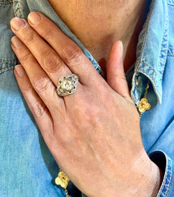 Bague bandeau en or blanc et diamant - Castafiore