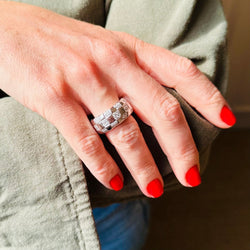 Bague Bandeau en or blanc et diamants - Castafiore