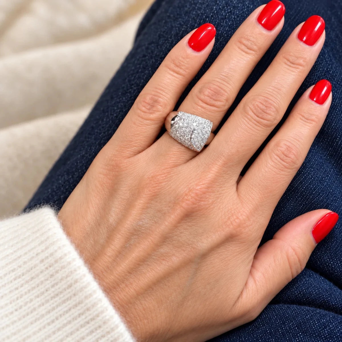 Bague Bandeau en or blanc et diamants - Castafiore