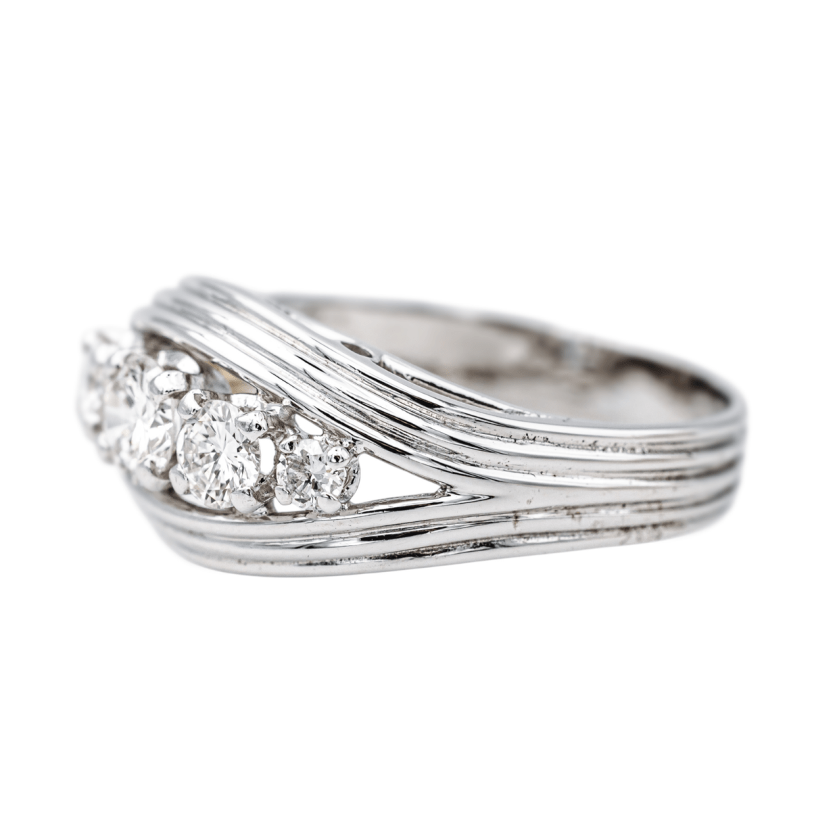 Bague Bandeau en or blanc, platine et diamants - Castafiore