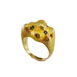 Bague Bandeau en or jaune, émeraudes, rubis, saphirs et diamant - Castafiore