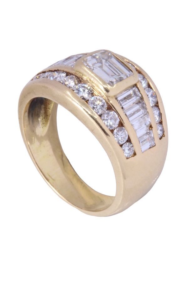 Bague Bandeau en or jaune et diamants - Castafiore