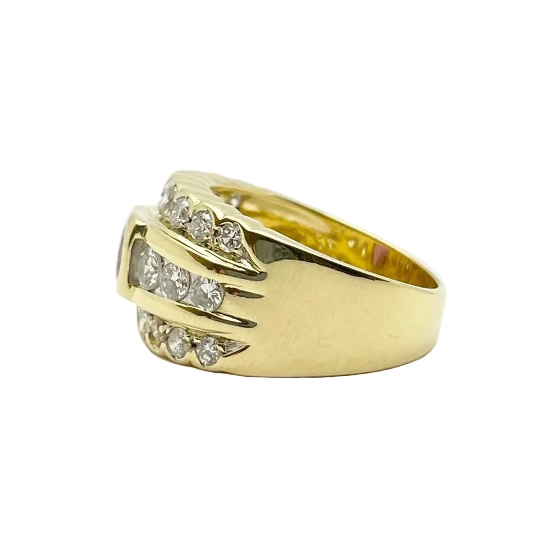 Bague Bandeau en or jaune, rubis et diamants - Castafiore