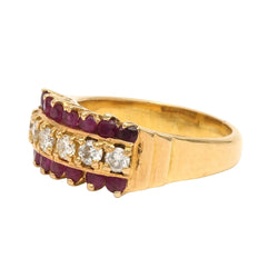 Bague Bandeau en or jaune, rubis et diamants - Castafiore