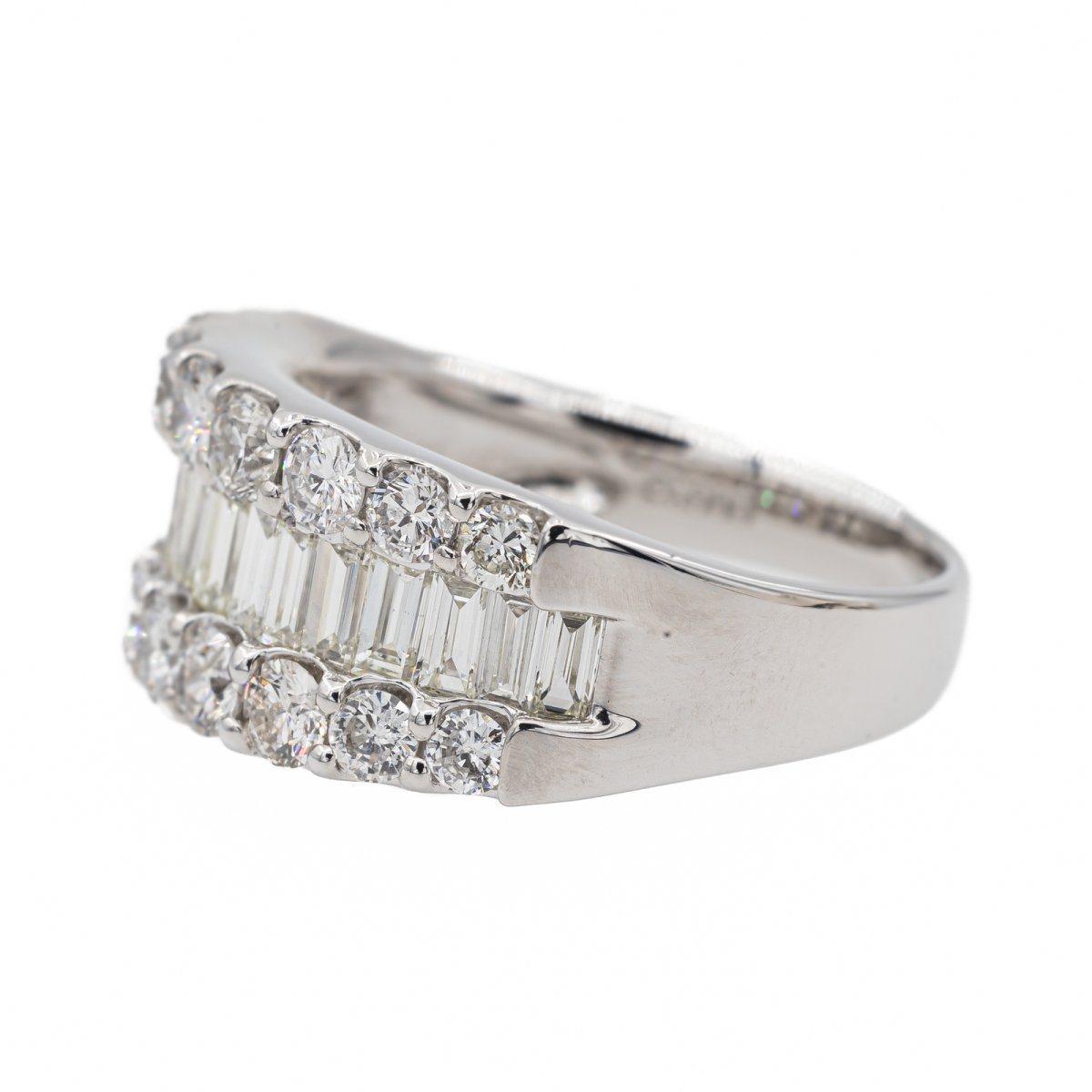 Bague Bandeau en Platine et Diamant - Castafiore