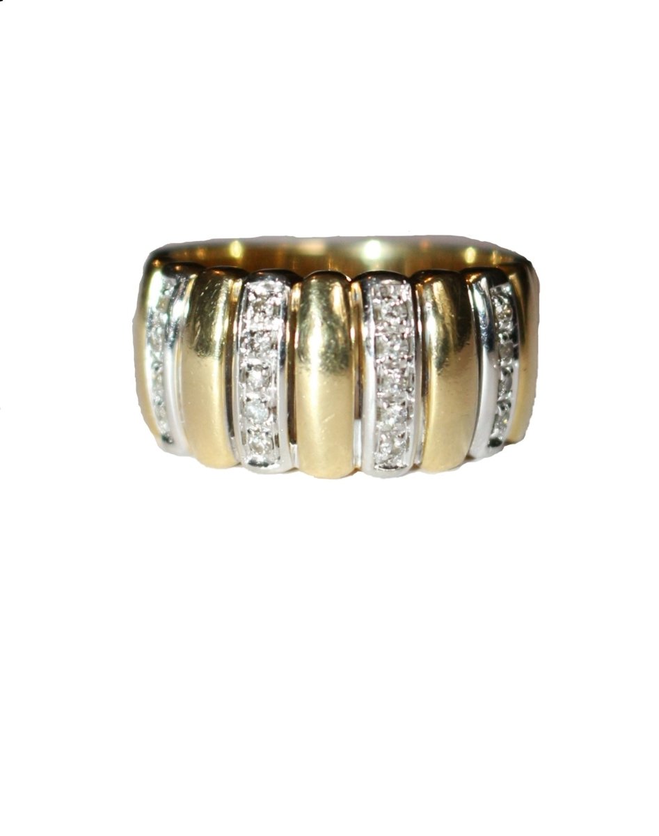 Bague bandeau godronnée deux ors et diamants - Castafiore