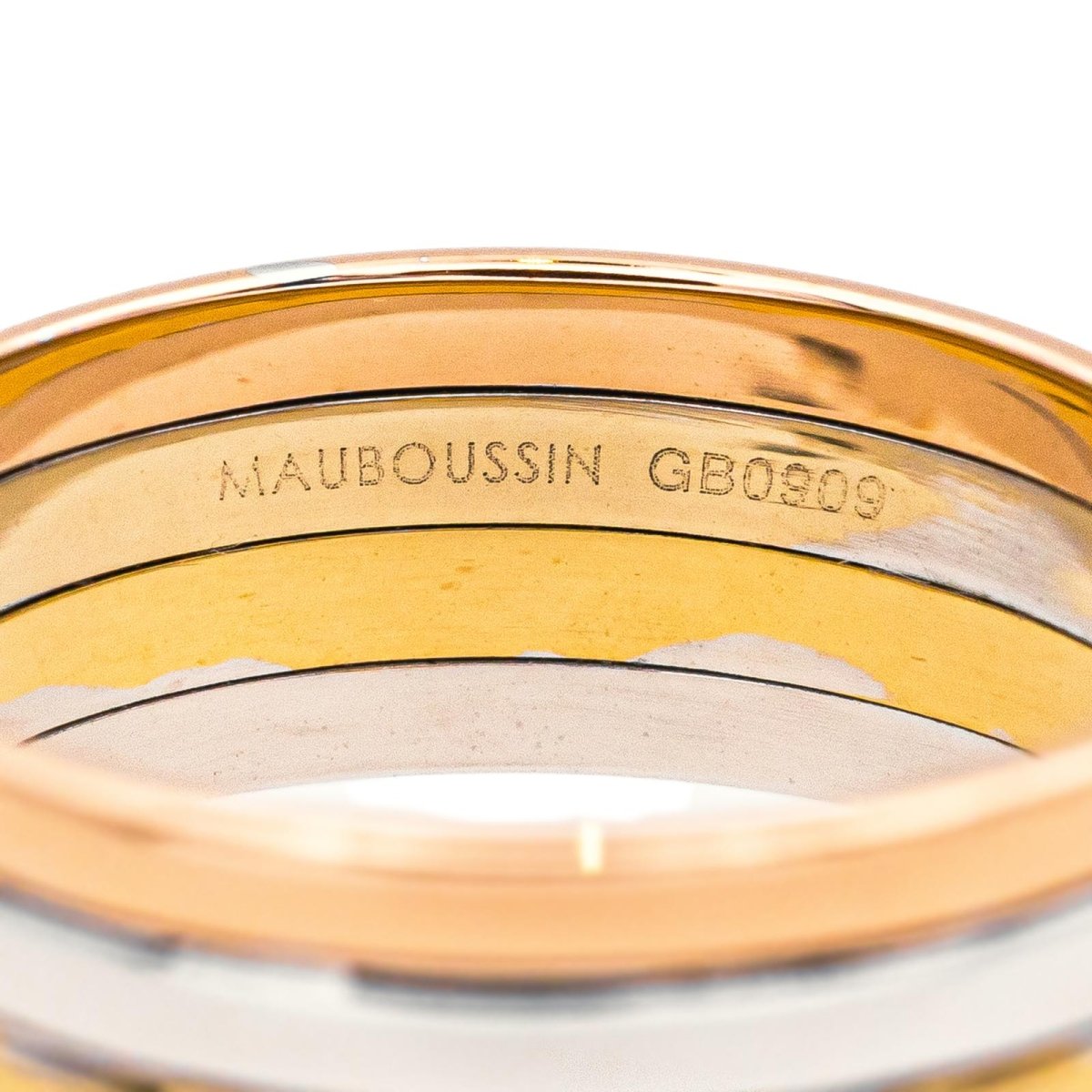 Bague Bandeau MAUBOUSSIN "Élégance française" en or blanc, or jaune et or rose - Castafiore