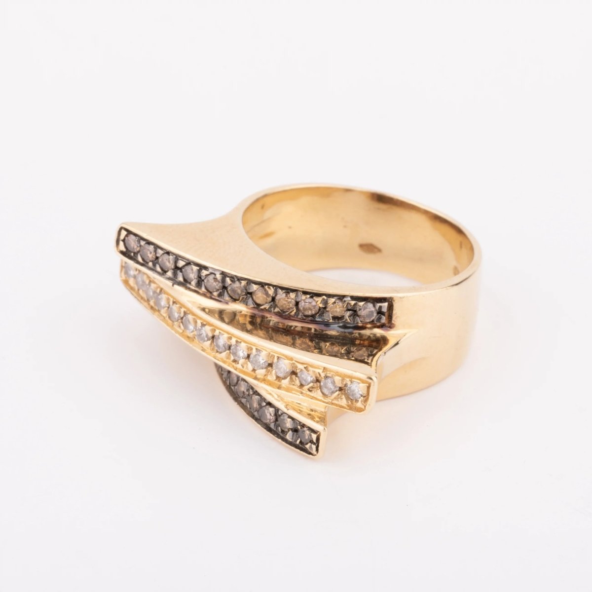 Bague bandeau or jaune et diamant cognacs - Castafiore